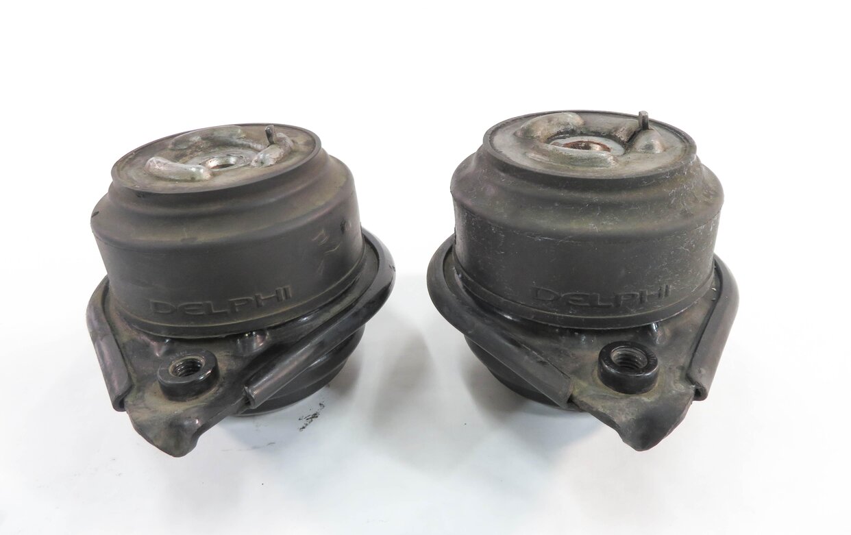 Thumbnail 3: 2009 MERCEDES ML320 (W164) 3.0L OM642 DIESEL ENGINE - MOTOR MOUNT SET-2