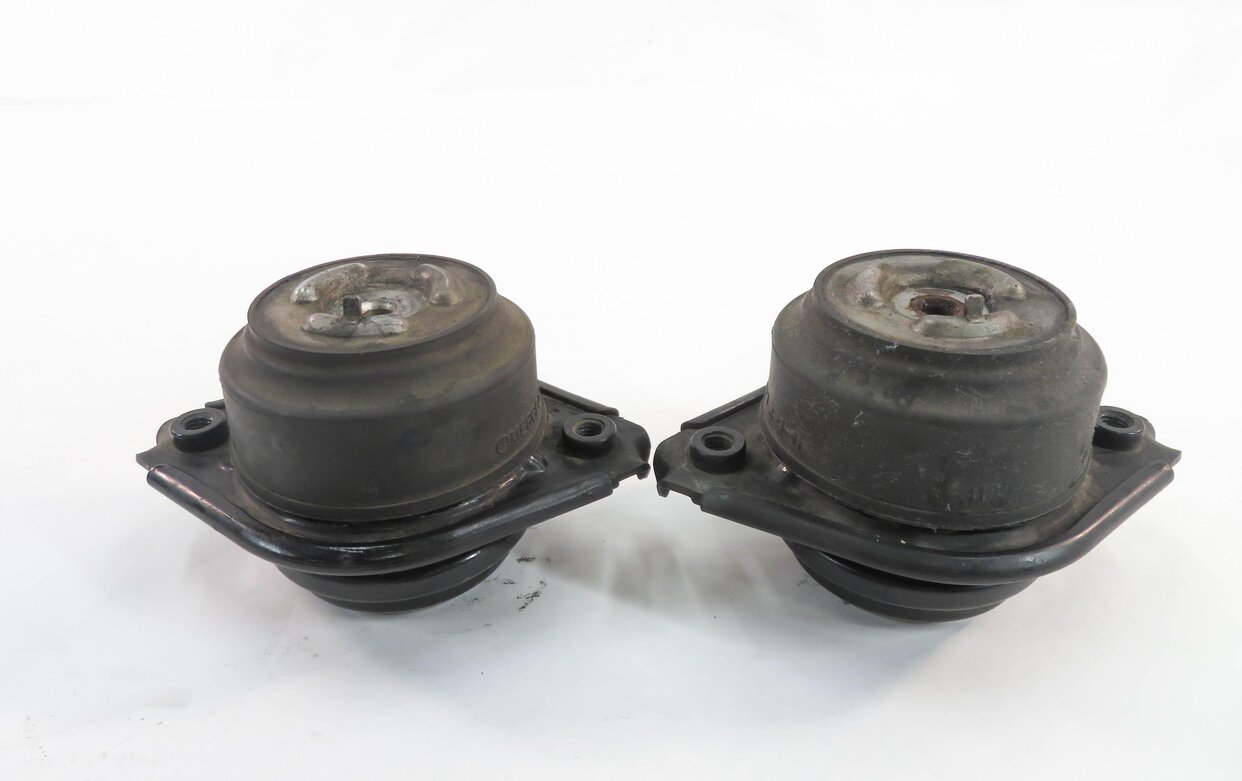 Thumbnail 4: 2009 MERCEDES ML320 (W164) 3.0L OM642 DIESEL ENGINE - MOTOR MOUNT SET-2