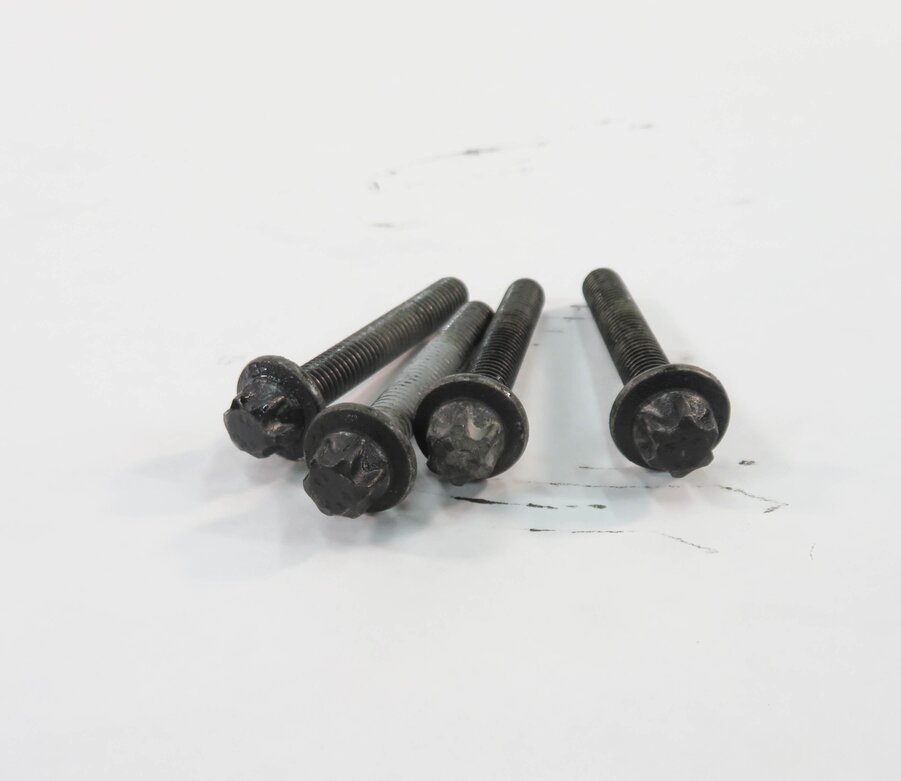 Thumbnail 7: 2009 MERCEDES ML320 (W164) 3.0L OM642 DIESEL - TURBOCHARGER PEDESTAL BRACKET