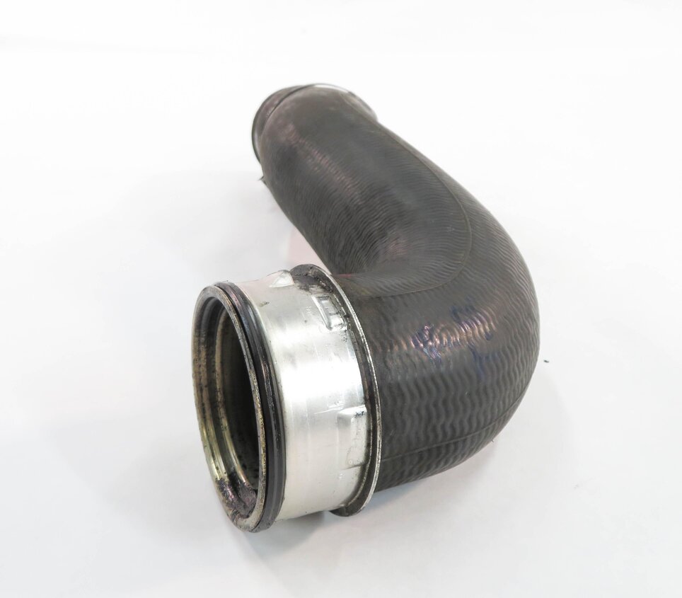 Thumbnail 2: 2009 MERCEDES ML320 (W164) 3.0L OM642 DIESEL - RIGHT INTERCOOLER HOSE PIPE