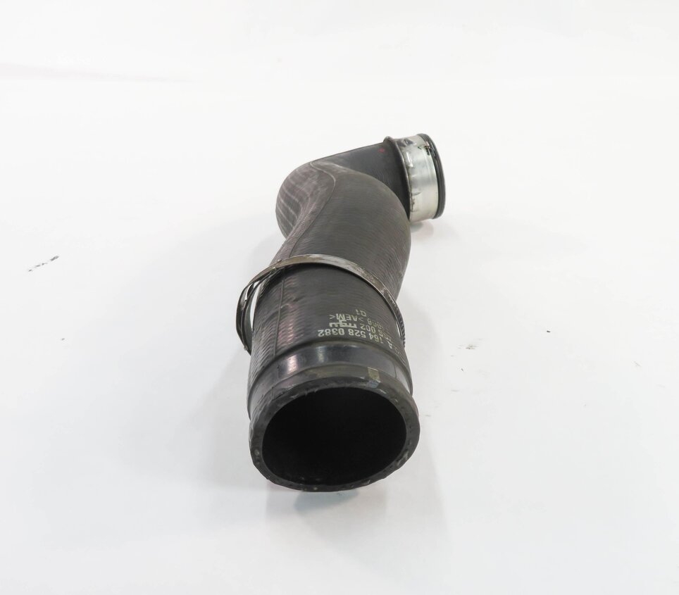 Thumbnail 4: 2009 MERCEDES ML320 (W164) 3.0L OM642 DIESEL - RIGHT INTERCOOLER HOSE PIPE