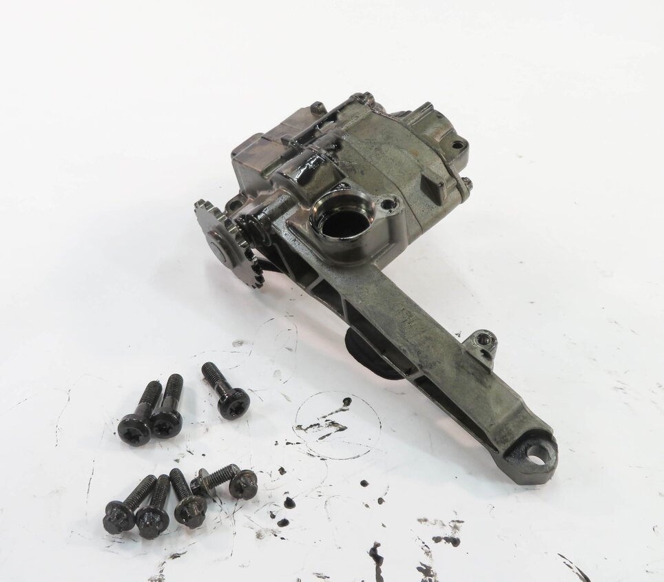 2009 MERCEDES ML320 (W164) 3.0L OM642 DIESEL ENGINE MOTOR OIL FLUID PUMP