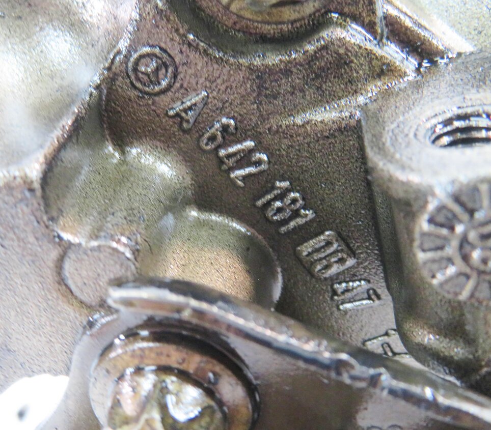 Thumbnail 8: 2009 MERCEDES ML320 (W164) 3.0L OM642 DIESEL ENGINE MOTOR OIL FLUID PUMP