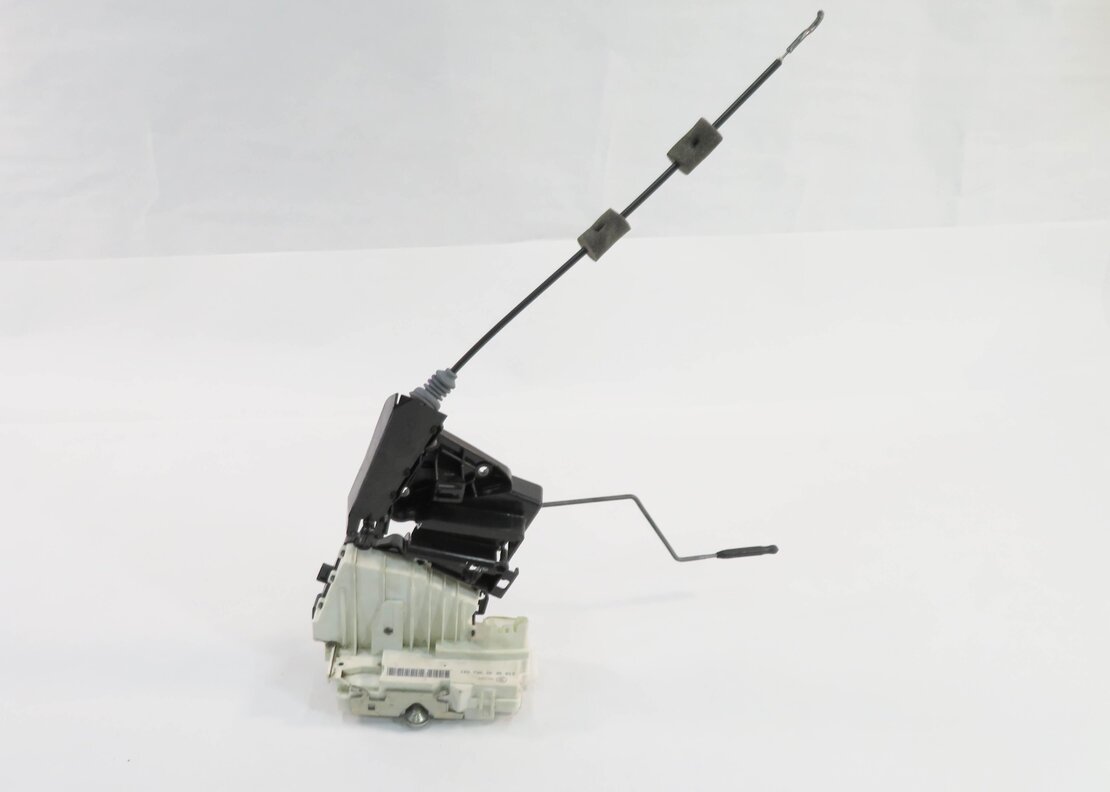 06-12 MB GL320 GL450 GL550 GL350 ML500 ML350 ML320 - LEFT FRONT DOOR LOCK LATCH