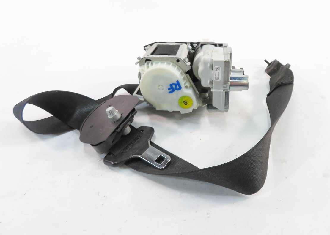 10-12 GL350 GL450 GL550 ML350 ML450 ML550 - RIGHT FRONT SEATBELT RETRACTOR BLACK