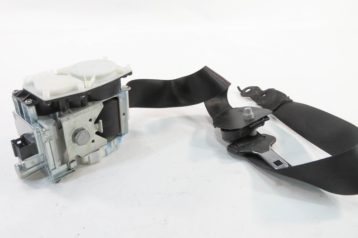 Thumbnail 5: 10-12 GL350 GL450 GL550 ML350 ML450 ML550 - RIGHT FRONT SEATBELT RETRACTOR BLACK