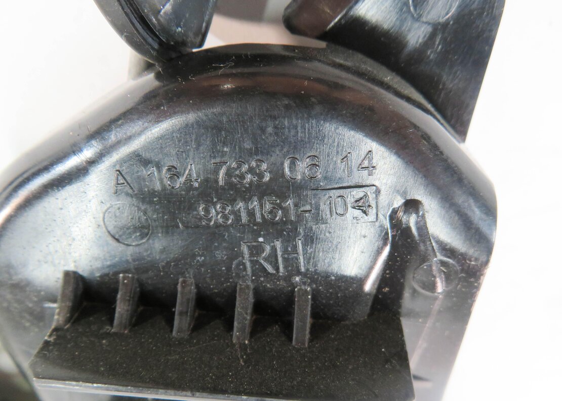 Thumbnail 14: 09-11 MB ML320 ML350 ML450 ML550 (W164) RIGHT REAR KEYLESS GO DOOR LOCK LATCH