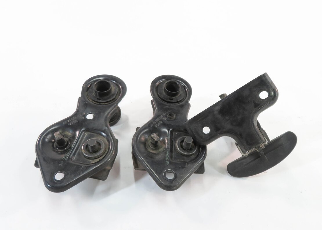Thumbnail 7: 2010 MERCEDES BENZ ML350 (W164) FRONT HOOD SAFETY LATCH SPRING STRIKER SET-3