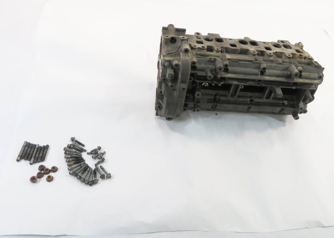 2009-2013 MB E350 GL350 ML350 R320 R350 - 3.0L OM642 DIESEL LEFT CYLINDER HEAD