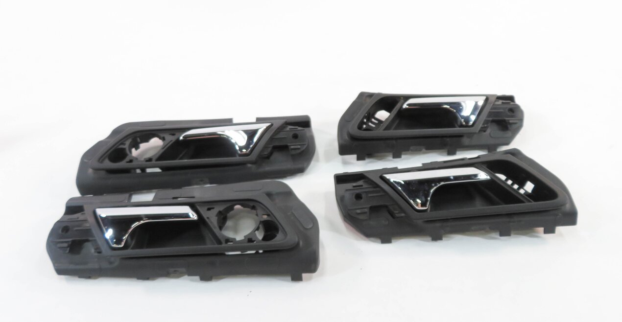 Thumbnail 4: 06-11 MB GL320 GL450 GL550 ML320 ML350 ML500 INTERIOR DOOR HANDLE SET-4 (BLACK)