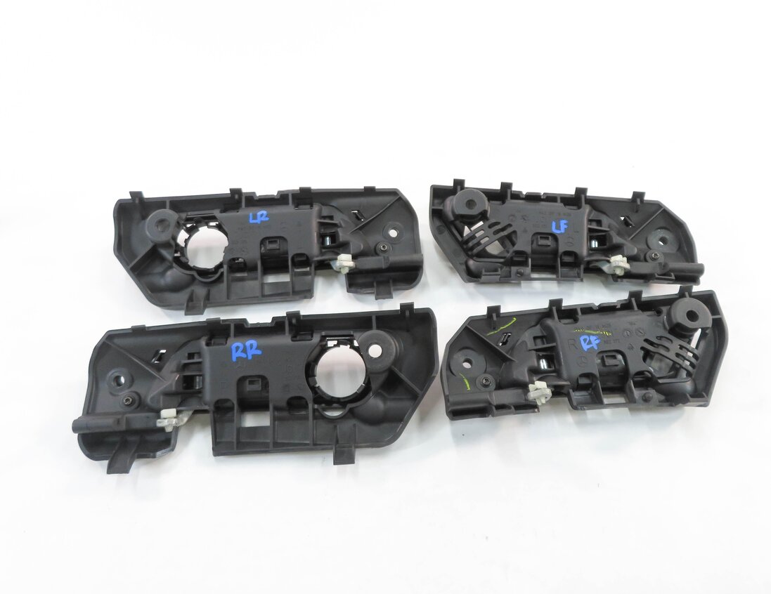 Thumbnail 5: 06-11 MB GL320 GL450 GL550 ML320 ML350 ML500 INTERIOR DOOR HANDLE SET-4 (BLACK)