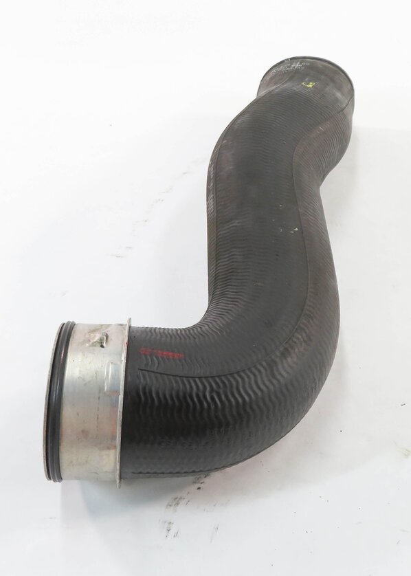 Thumbnail 4: 2010 MERCEDES BENZ ML350 (W164) 3.0L OM642 DIESEL RIGHT INTERCOOLER CHARGE PIPE