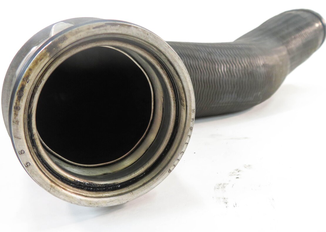 Thumbnail 6: 2010 MERCEDES BENZ ML350 (W164) 3.0L OM642 DIESEL RIGHT INTERCOOLER CHARGE PIPE