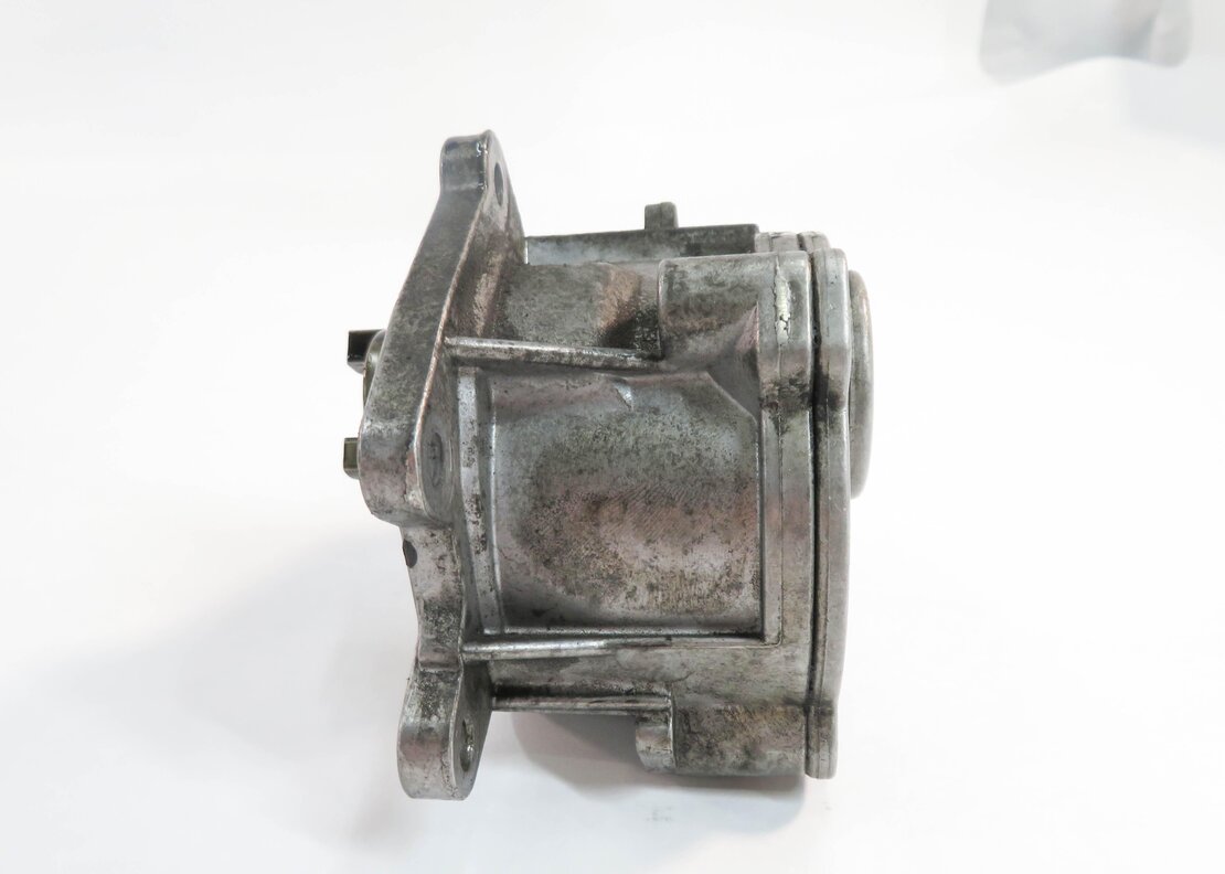 Thumbnail 3: 08-13 MB E320 E350 GL320 GL350 ML320 ML350 R350 3.0L OM642 DIESEL VACUUM PUMP