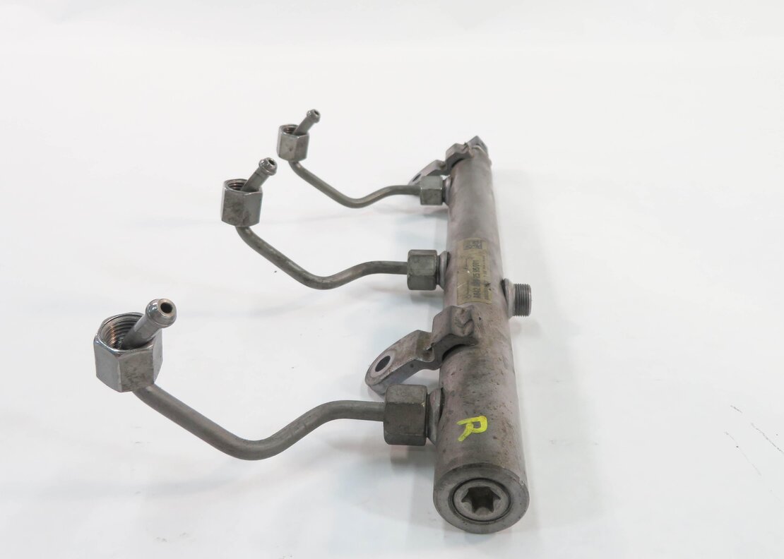 Thumbnail 5: 2010 MERCEDES BENZ ML350 (W164) 3.0L OM642 DIESEL ENGINE - RIGHT FUEL RAIL