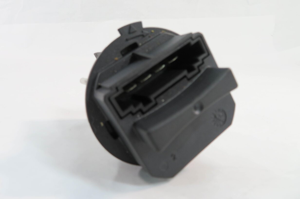 Thumbnail 6: 2009 BMW X5 (E70) REAR HEATER A/C BLOWER FAN MOTOR SPEED RESISTOR