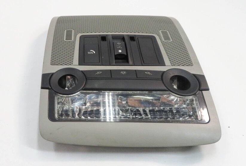 Thumbnail 4: 2009 BMW X5 (E70) FRONT MAP READING COURTESY DOME LIGHT LAMP w/ SUNROOF CONTROL