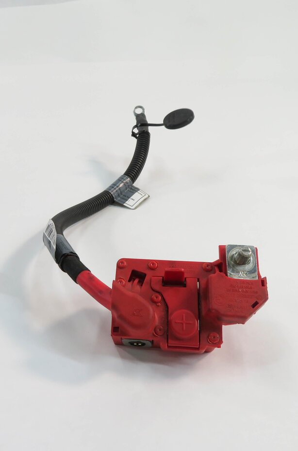 Thumbnail 2: 2009 BMW X5 (E70) POSITIVE BATTERY CABLE (SRS)