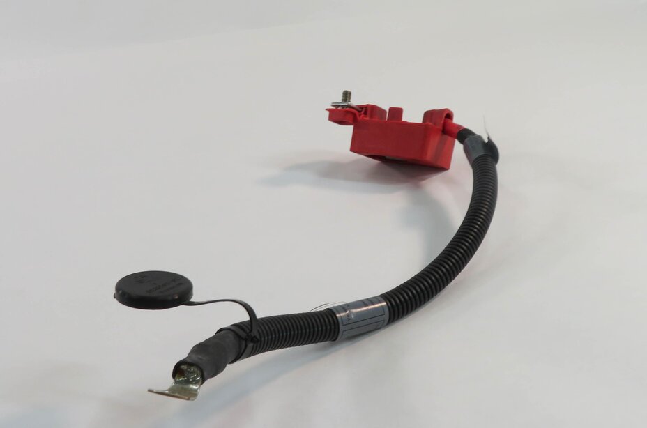 Thumbnail 4: 2009 BMW X5 (E70) POSITIVE BATTERY CABLE (SRS)