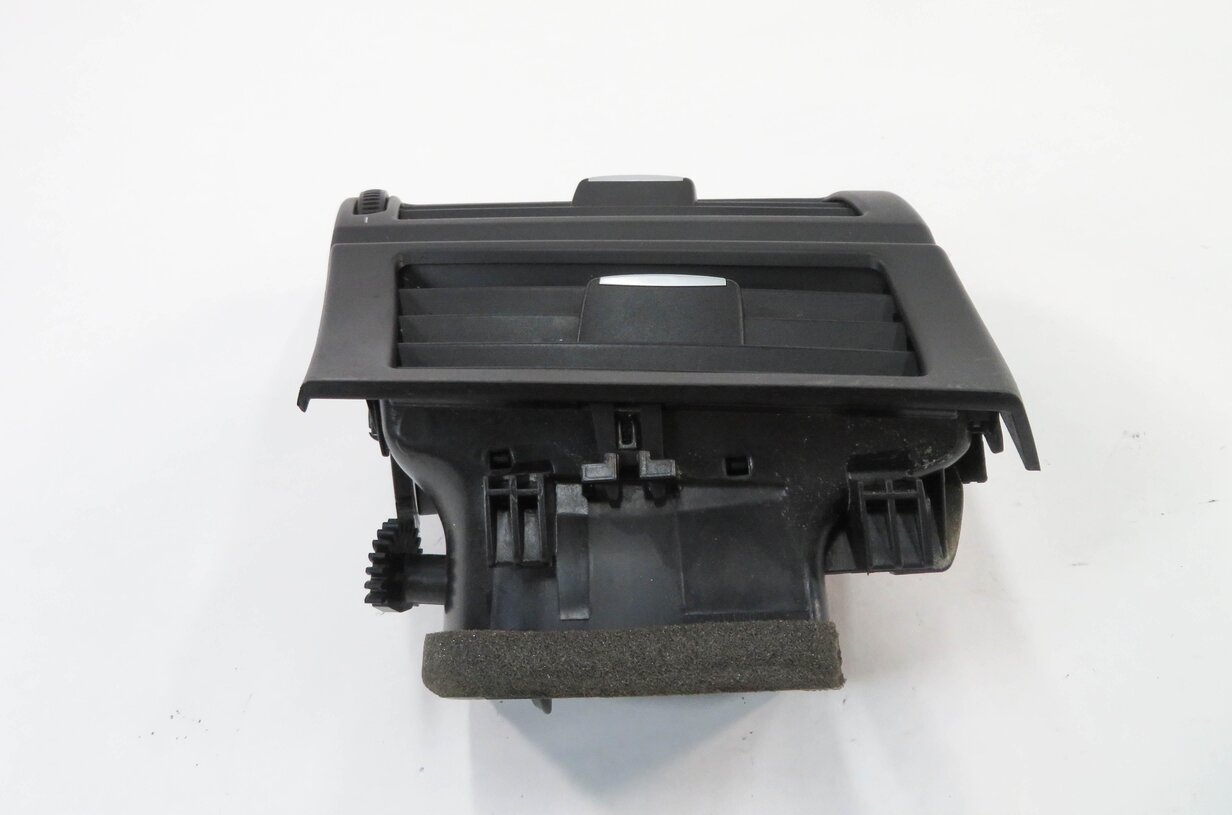Thumbnail 2: 2009 BMW X5 (E70) LEFT FRONT DRIVER DASH HEATER A/C AIR VENT