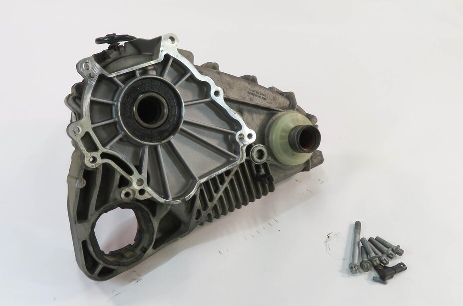 2007-2010 BMW X5 X6 (E70 E71) 3.0T / 3.0D / 3.0L (ATC 700) FRONT TRANSFER CASE
