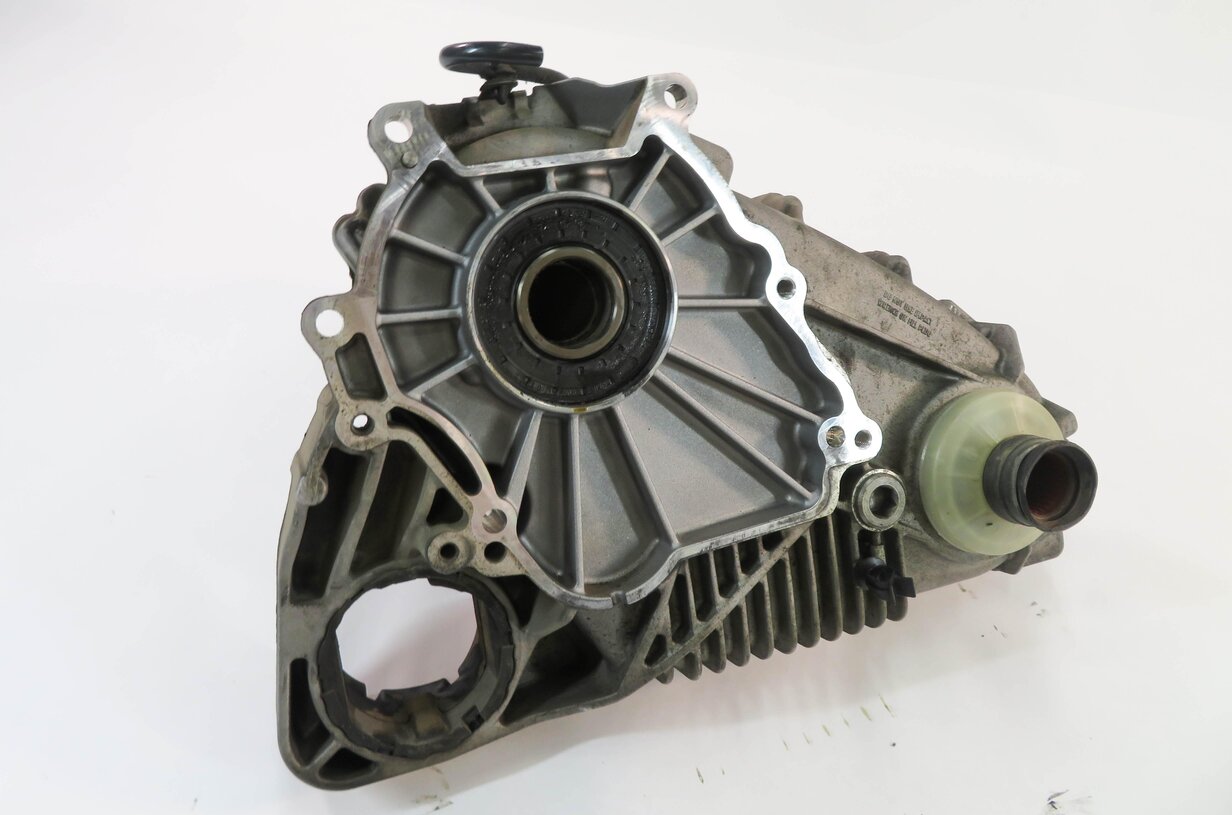 Thumbnail 2: 2007-2010 BMW X5 X6 (E70 E71) 3.0T / 3.0D / 3.0L (ATC 700) FRONT TRANSFER CASE