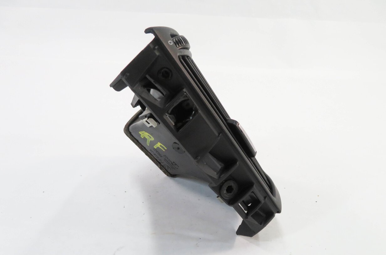Thumbnail 3: 2009 BMW X5 (E70) RIGHT FRONT PASSENGER DASH HEATER A/C AIR VENT