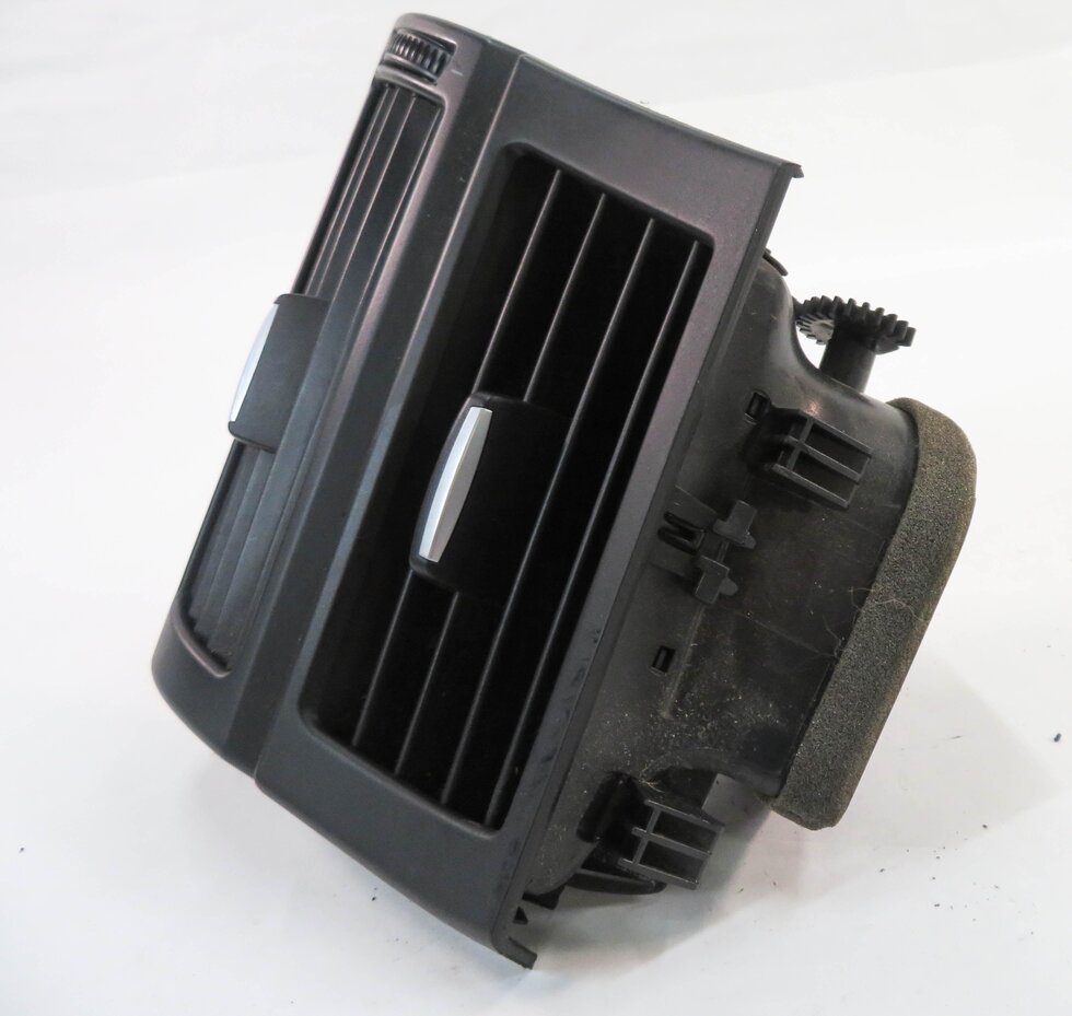Thumbnail 6: 2009 BMW X5 (E70) RIGHT FRONT PASSENGER DASH HEATER A/C AIR VENT