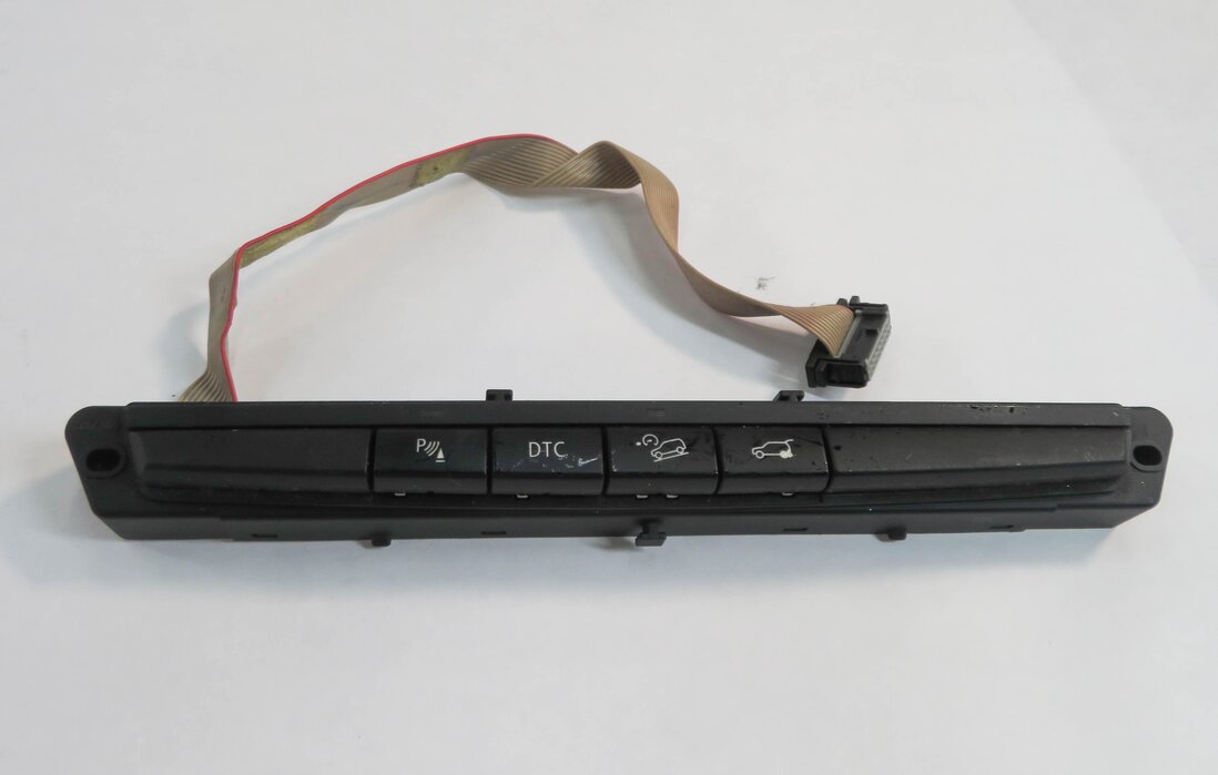 2009 BMW X5 (E70) FRONT DASH PDC DTC HILL DESCENT TRUNK RELEASE SWITCH BUTTON