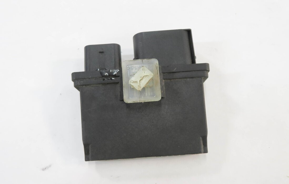 Thumbnail 5: 2009 BMW X5 (E70) SCR DEF FLUID TANK PROCESSING CONTROL MODULE