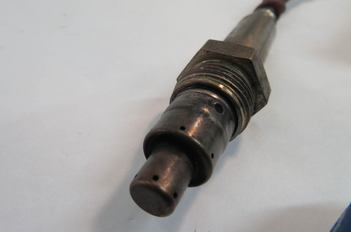 Thumbnail 7: 2009 BMW X5 (E70) 3.0L M57Y DIESEL - LOWER NOX NITROGEN OXIDE PROBE SENSOR