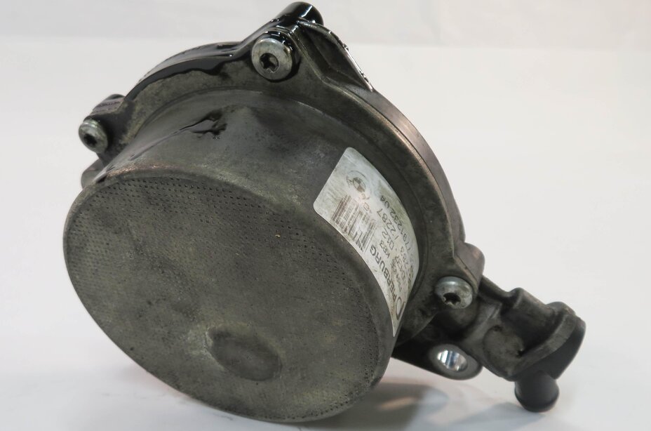 Thumbnail 5: 2009-2013 BMW X5 335D (E70 E90) 3.0L M57Y TURBO DIESEL ENGINE BRAKE VACUUM PUMP