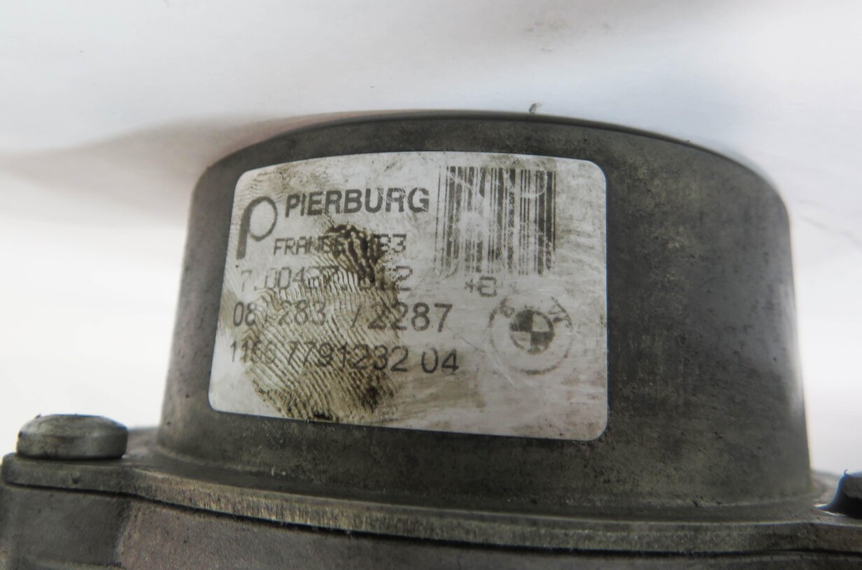 Thumbnail 6: 2009-2013 BMW X5 335D (E70 E90) 3.0L M57Y TURBO DIESEL ENGINE BRAKE VACUUM PUMP