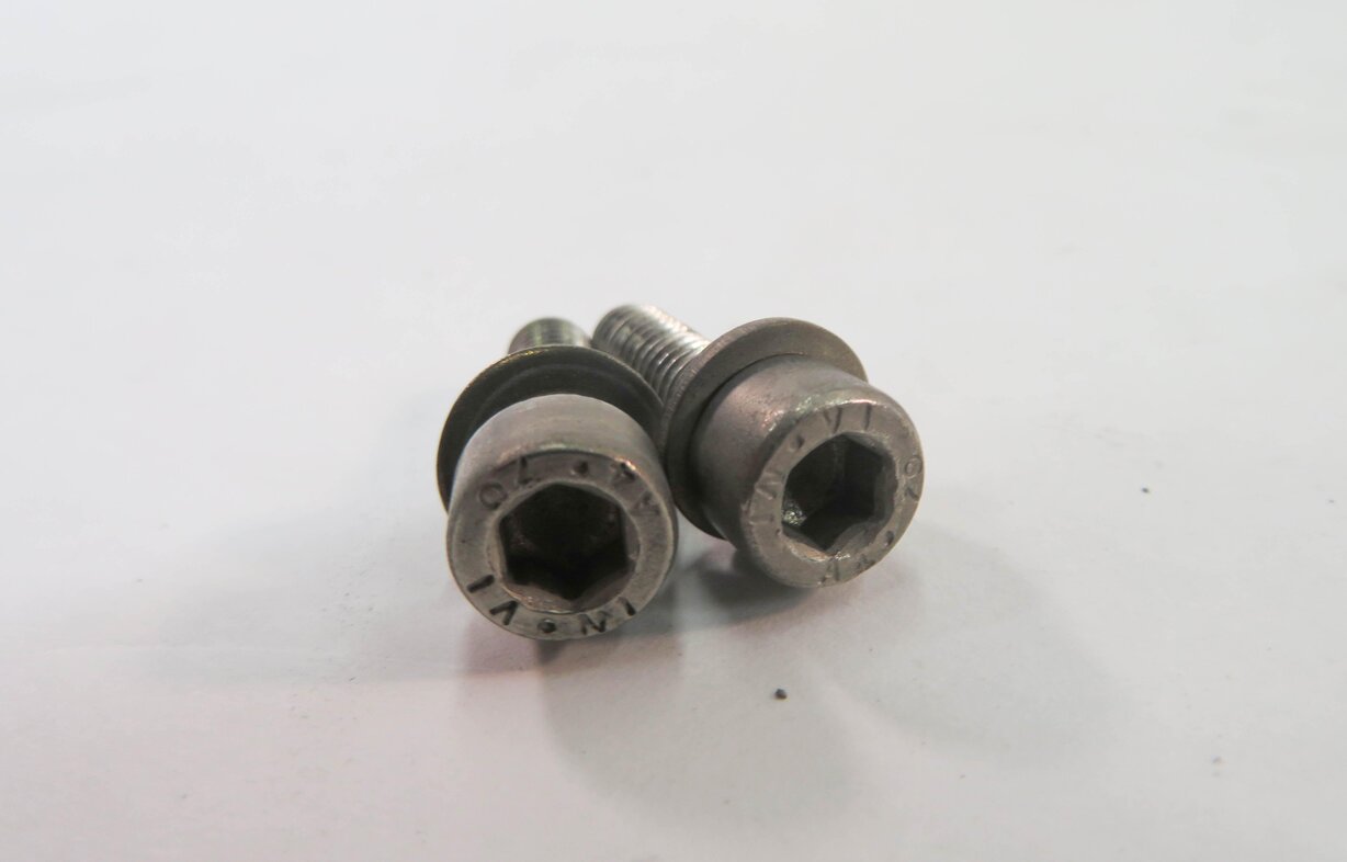 Thumbnail 8: 2006 BMW M5 ///M (E60) 5.0L S85 V10 - MANIFOLD ABSOLUTE PRESSURE SENSOR (MAP)