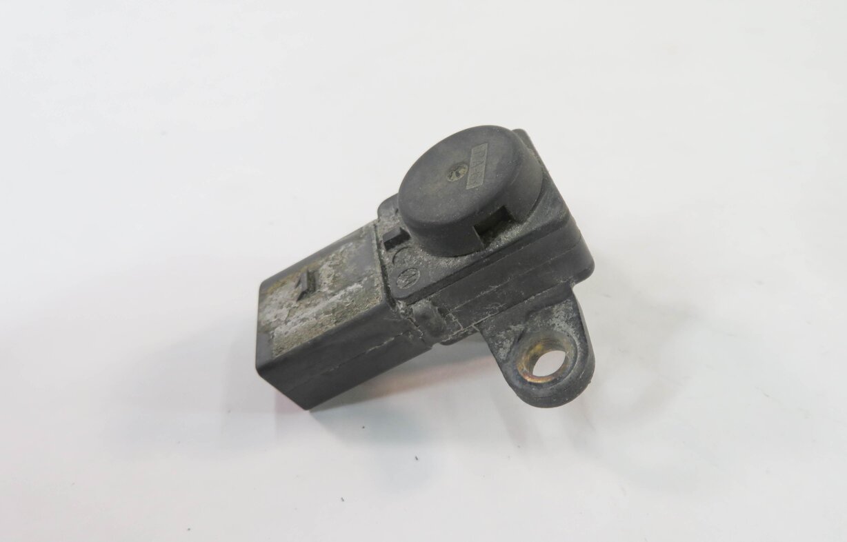 Thumbnail 4: 2006 BMW M5 ///M (E60) 5.0L S85 V10 - MANIFOLD ABSOLUTE PRESSURE SENSOR (MAP)