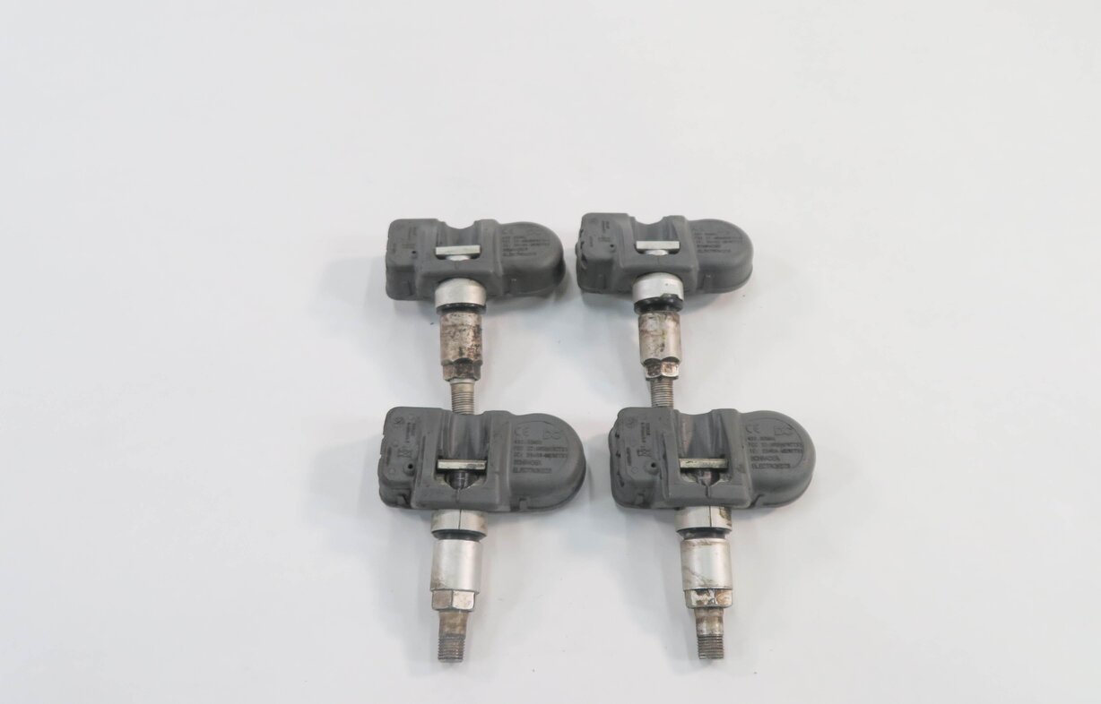 2006 BMW M5 (E60) ///M - TPMS TIRE AIR PRESSURE SENSOR SET-4 (433.922 MHz)