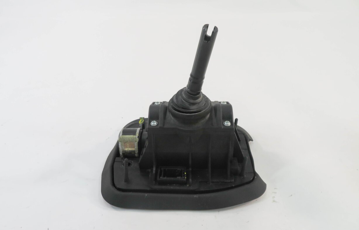 Thumbnail 2: 2006 BMW M5 (E60) ///M - SMG SEQUENTIAL MANUAL GEARBOX TRANSMISSION GEAR SHIFTER
