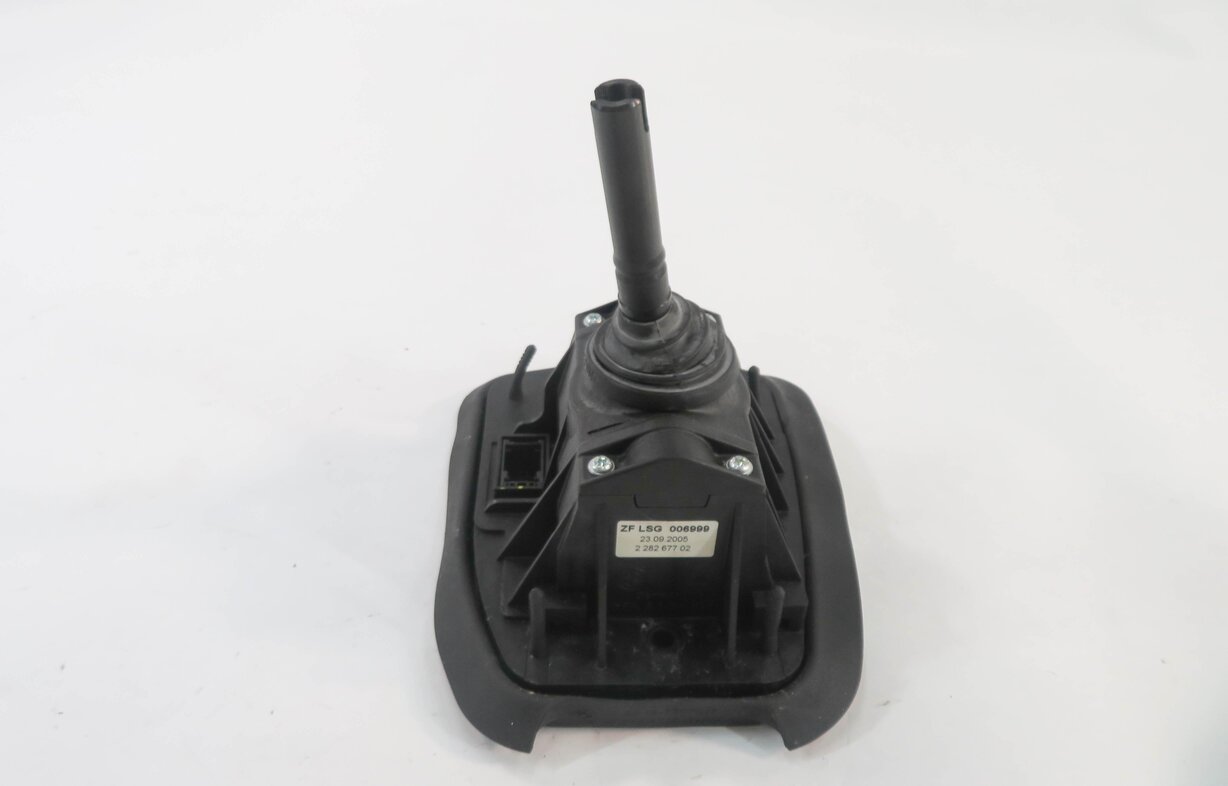 Thumbnail 5: 2006 BMW M5 (E60) ///M - SMG SEQUENTIAL MANUAL GEARBOX TRANSMISSION GEAR SHIFTER