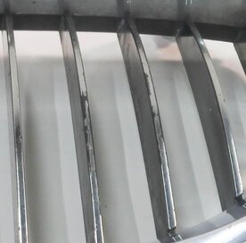 Thumbnail 10: 06-10 BMW 525i 528i 530i 535i 545i 550i M5 (E60) LEFT DRIVER HOOD VENT GRILLE