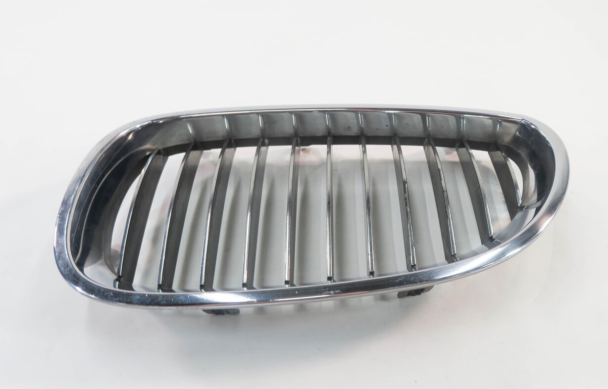 Thumbnail 11: 06-10 BMW 525i 528i 530i 535i 545i 550i M5 (E60) LEFT DRIVER HOOD VENT GRILLE