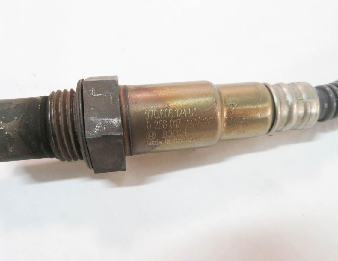 Thumbnail 5: 2010 PORSCHE PANAMERA (970 G1) 4.8L PRE / POST CAT O2 OXYGEN PROBE SENSOR SET-4