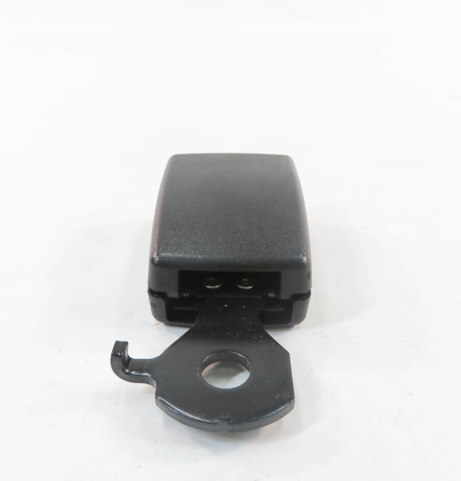 Thumbnail 4: 2010 PORSCHE PANAMERA (970 G1) RIGHT REAR SEAT SEATBELT BUCKLE RECEIVER (BLACK)