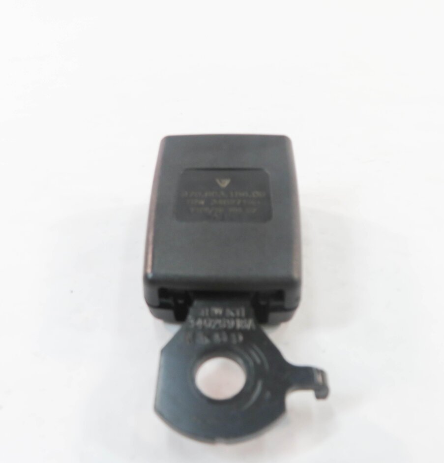 Thumbnail 7: 2010 PORSCHE PANAMERA (970 G1) RIGHT REAR SEAT SEATBELT BUCKLE RECEIVER (BLACK)