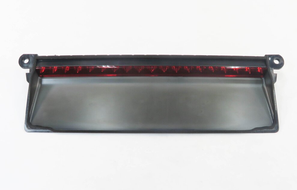 Thumbnail 5: 2010 PORSCHE PANAMERA (970 G1) REAR 3rd THIRD BRAKE LIGHT STOP SIGNAL LAMP