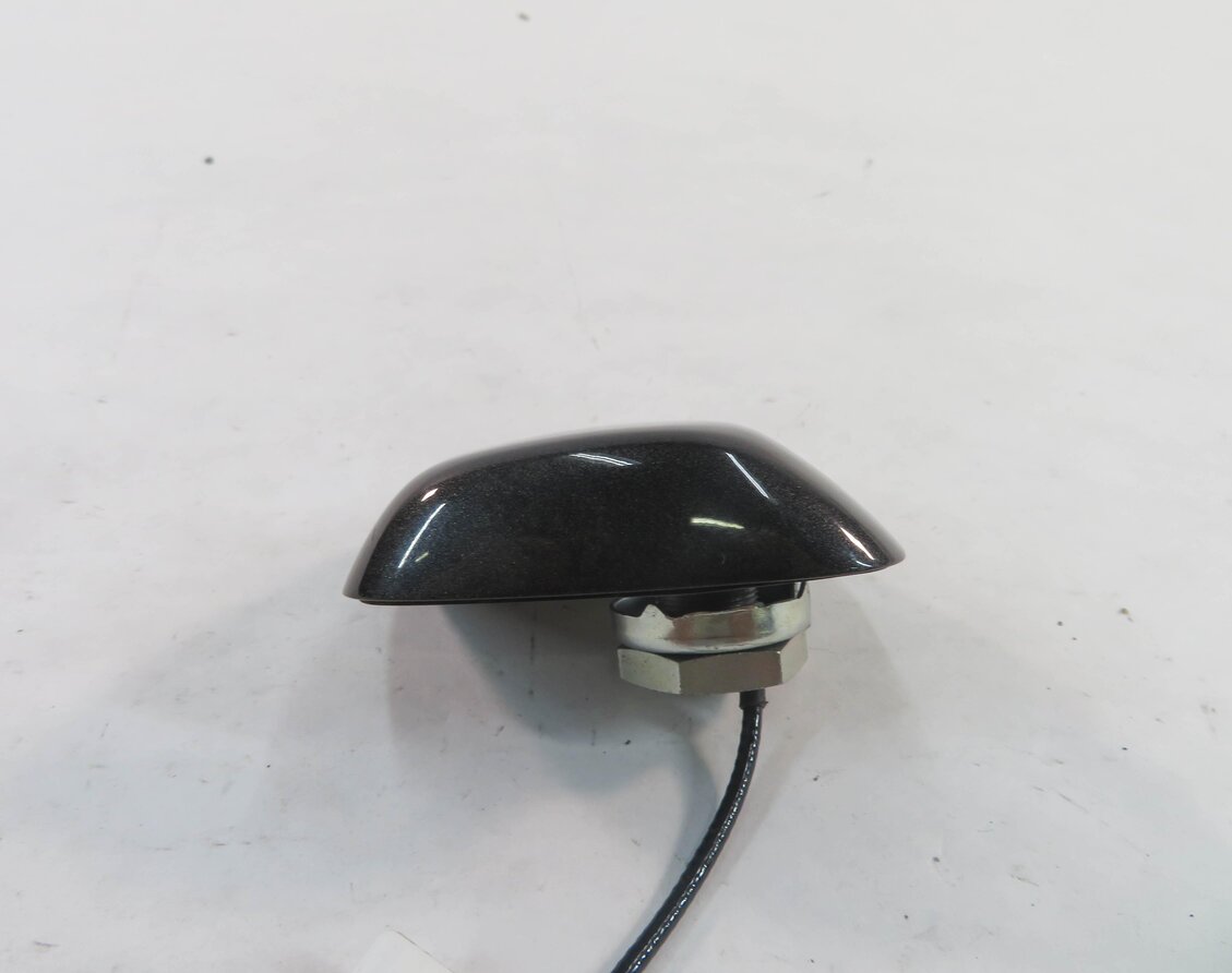 Thumbnail 4: 10-16 PORSCHE CAYENNE PANAMERA (958 / 970 G1) RADIO STEREO ANTENNA (GRAY 1A1A)