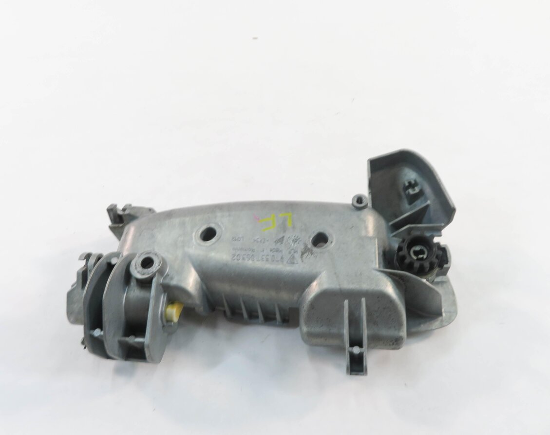 Thumbnail 10: 2010-2016 PORSCHE PANAMERA (970 G1) LEFT FRONT EXTERIOR DOOR HANDLE (GRAY 1A1A)