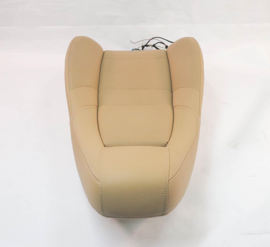 Thumbnail 4: 2010 PORSCHE PANAMERA (970) RIGHT UPPER TOP HEATED VENTED SEAT CUSHION (BEIGE)