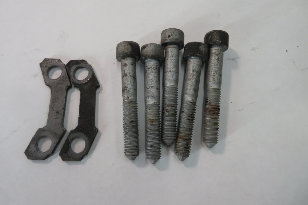 Thumbnail 8: 2010 PORSCHE PANAMERA (970 G1) LEFT FRONT DRIVER CV AXLE SHAFT w/ SPINDLE