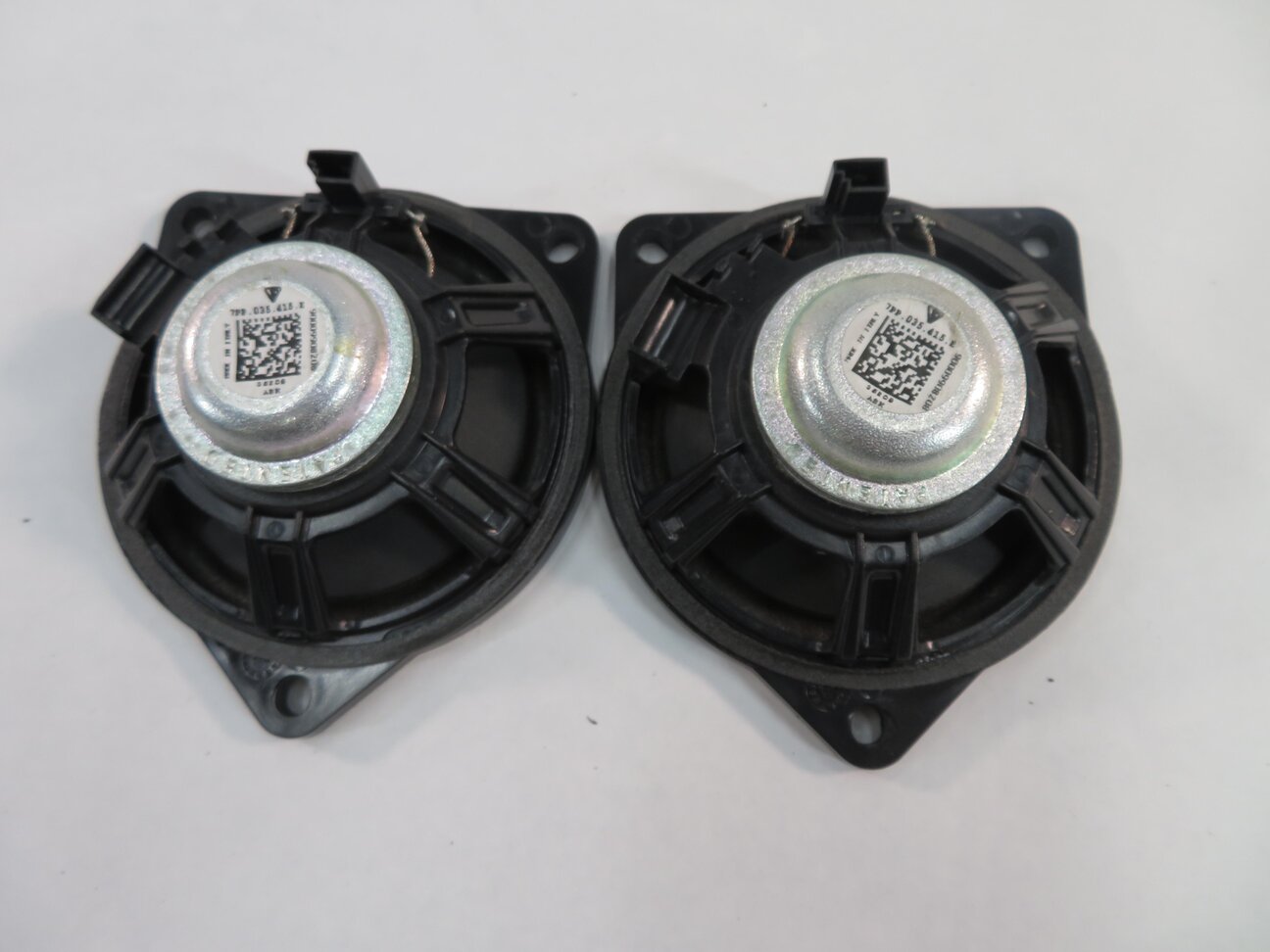 Thumbnail 5: 2010 PORSCHE PANAMERA (970 G1) RADIO STEREO MID RANGE TWEETER SPEAKER SET-4