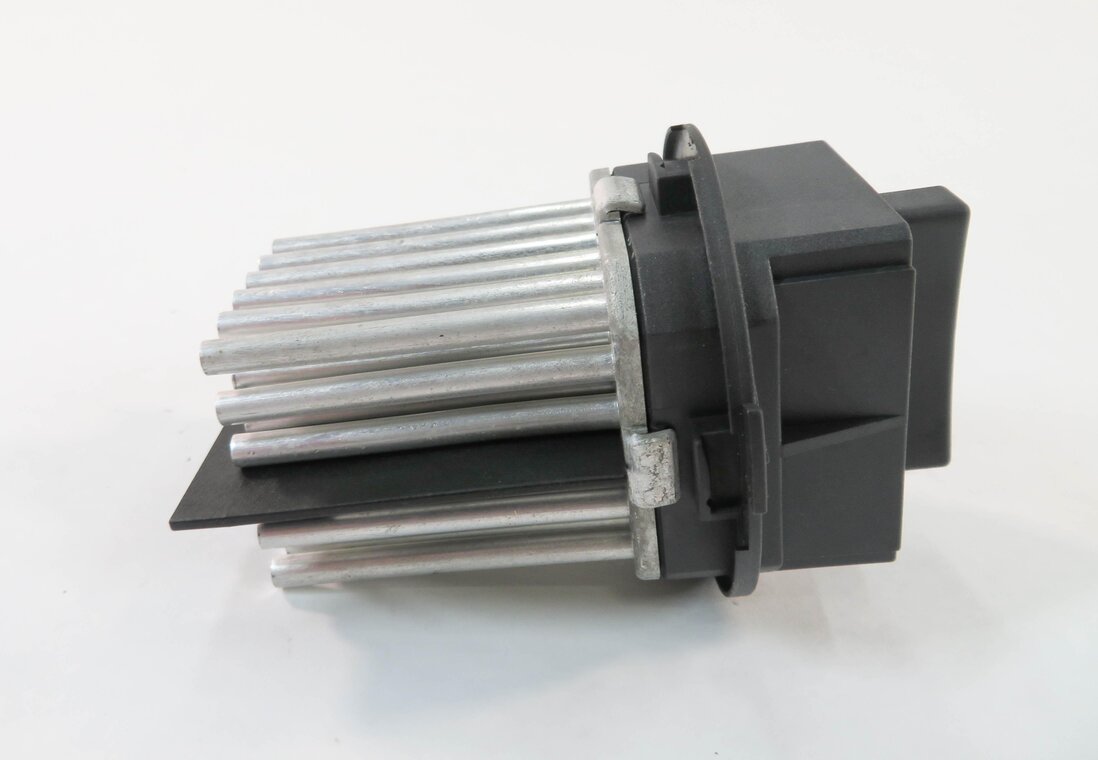 Thumbnail 3: 2008 BMW X5 (E70) REAR HEATER A/C BLOWER FAN MOTOR SPEED RESISTOR